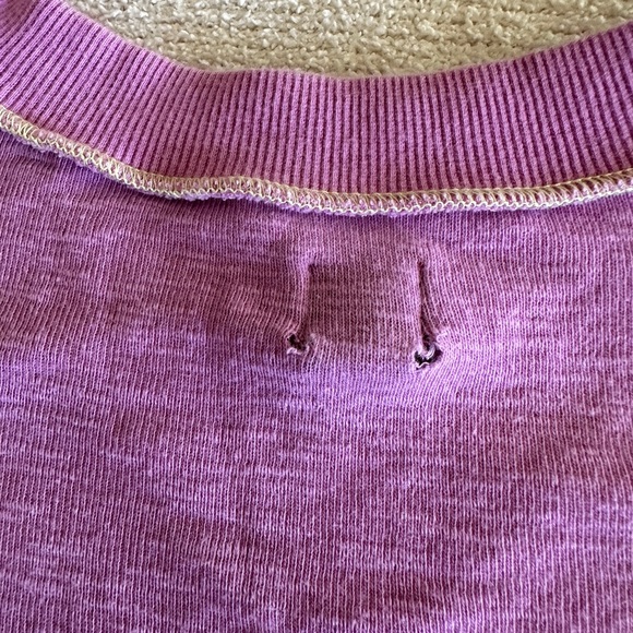 bdg ★ purple stretch fitted short sleeve contrast stitch crop top - Picture 4 of 7